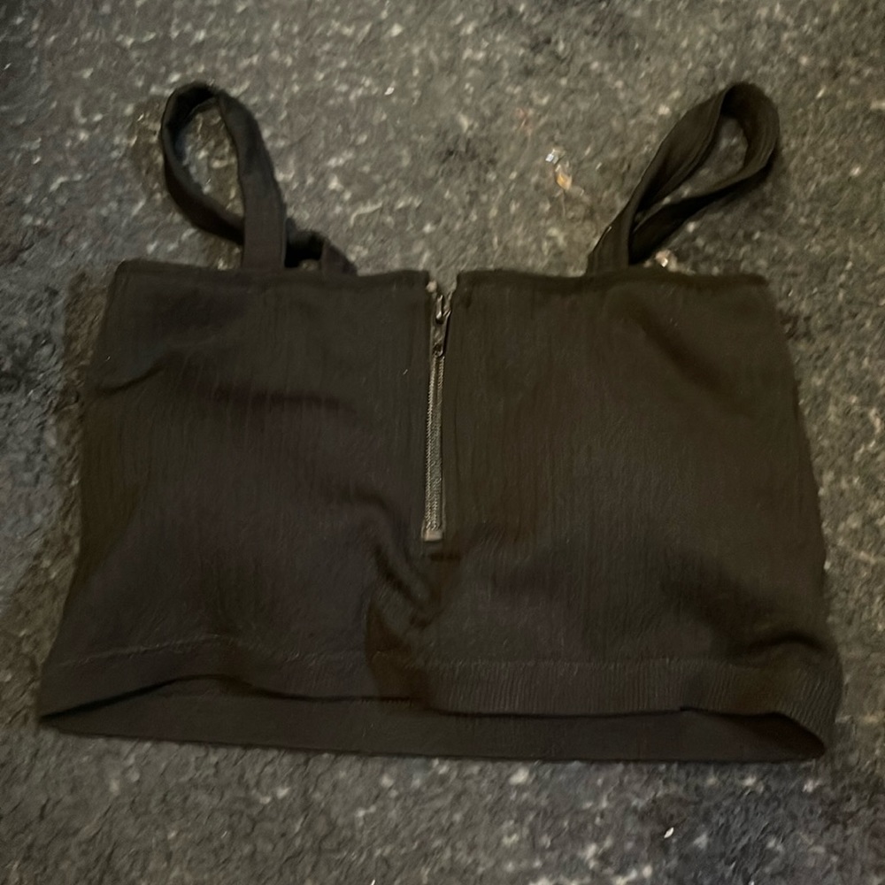 Crop top